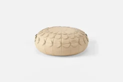 Lisa Hilland Skinnpuff Pompom* Pallar & Puffar