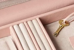 Svenskt Tenn Smyckeskrin Präglat Skinn* Smyckesförvaring