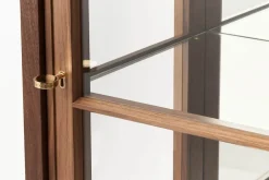 Josef Frank Vitrinskåp 2217* Skåp, Byråer & Sideboards